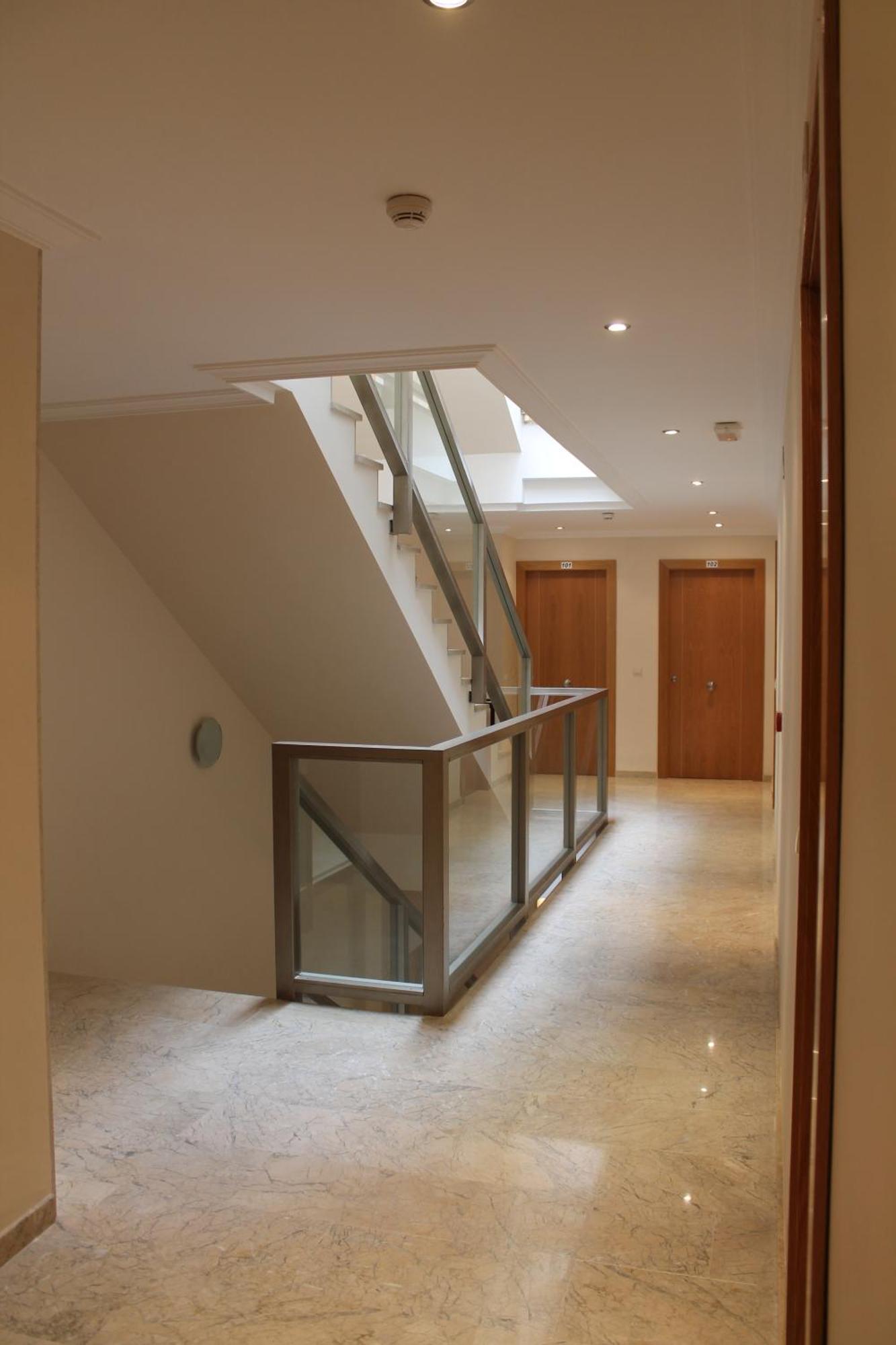 Apartamentos Turisticos Plaza Del Olvido Нерха Экстерьер фото