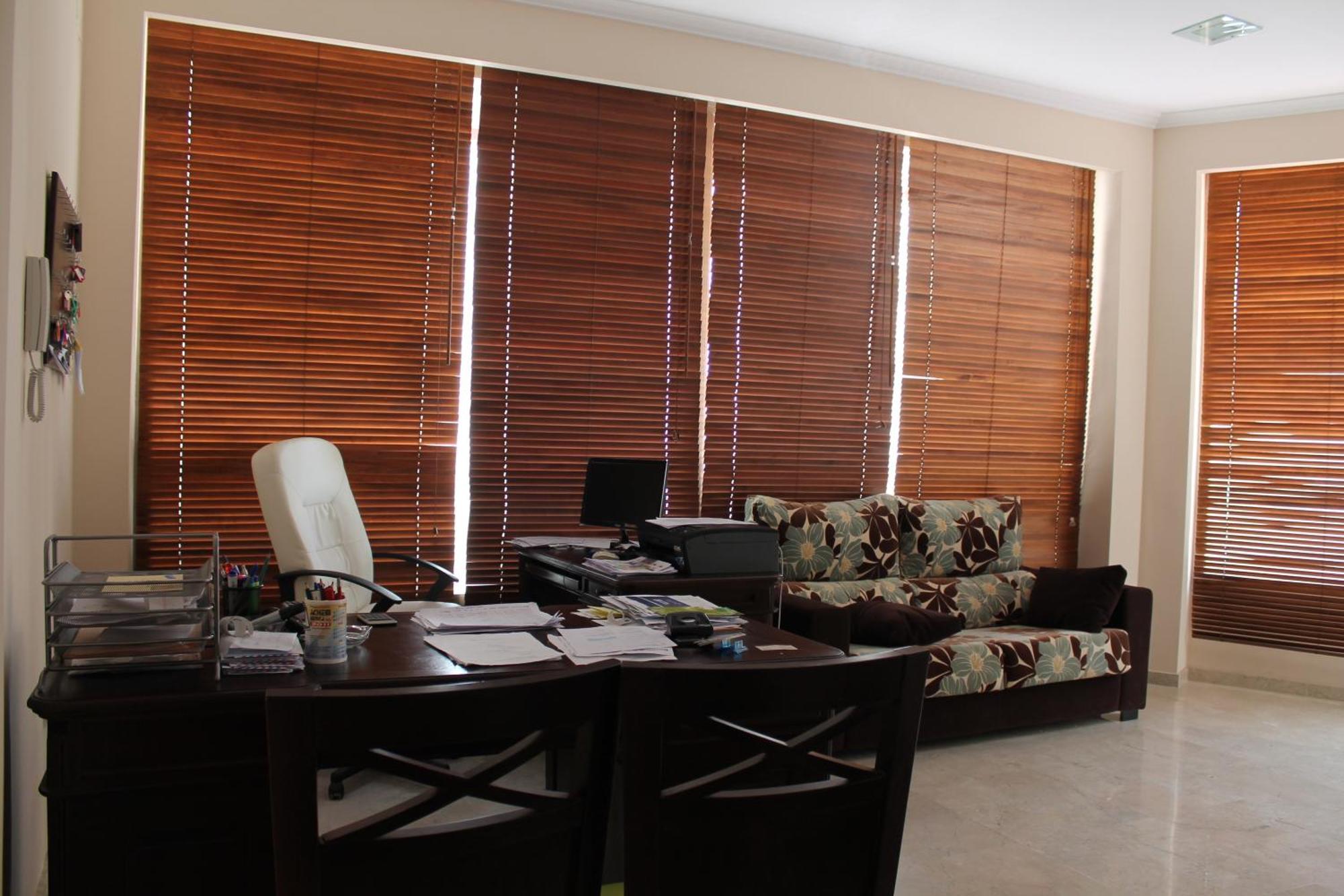 Apartamentos Turisticos Plaza Del Olvido Нерха Экстерьер фото